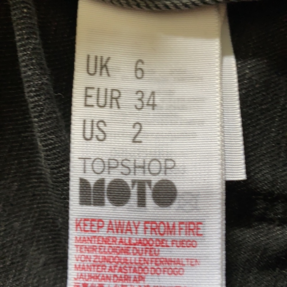 TopShop Moto Denim Shortalls - Picture 6 of 6